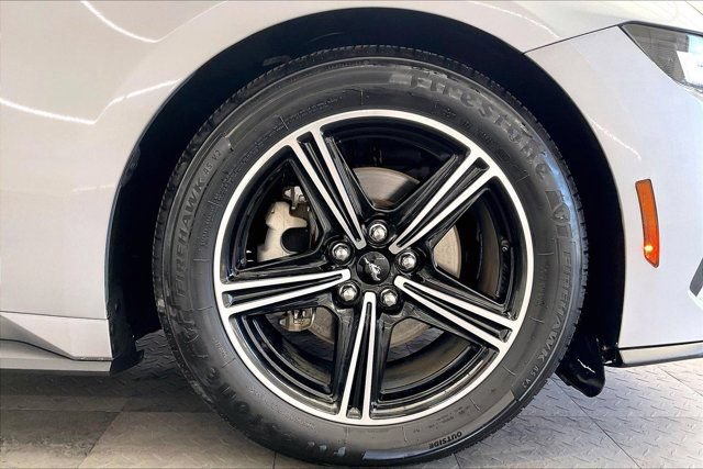 Used 2024 Ford Mustang Premium RWD image 8