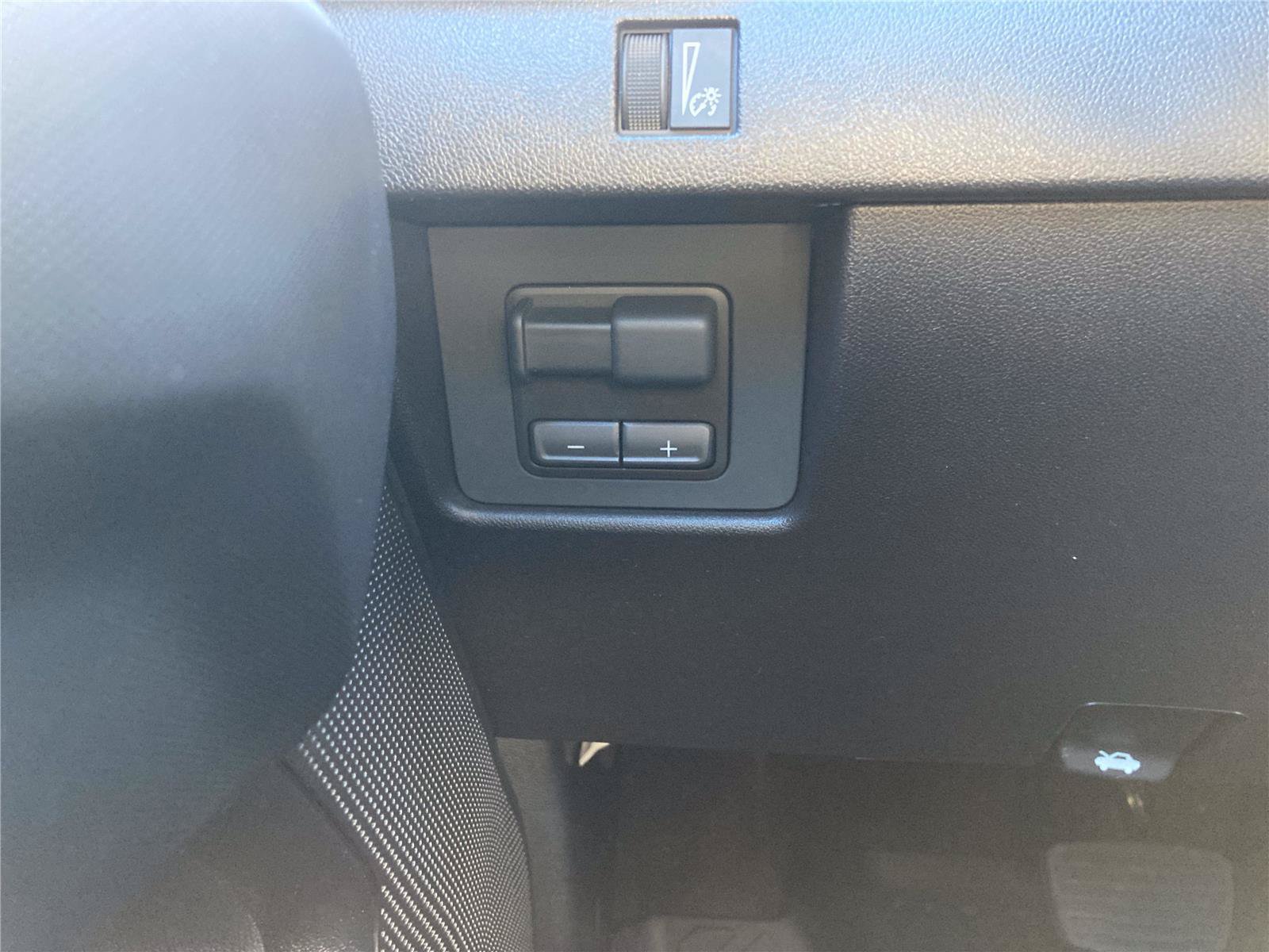 New 2026 GMC Canyon Elevation w/ Convenience Package RWD image 21