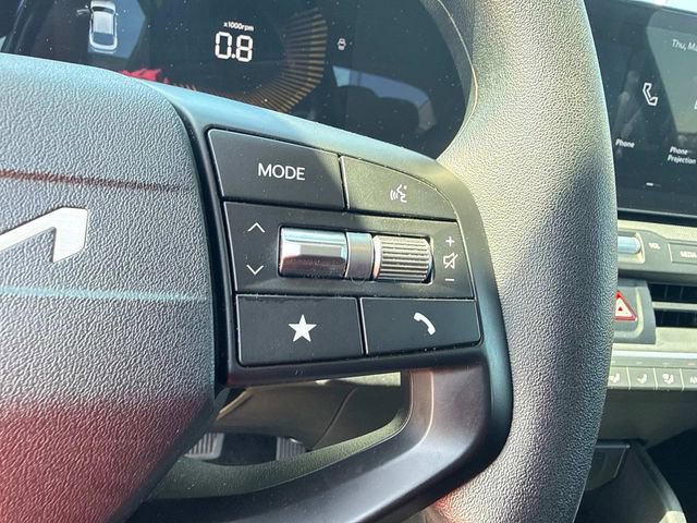 Used 2025 Kia K4 LXS FWD image 30