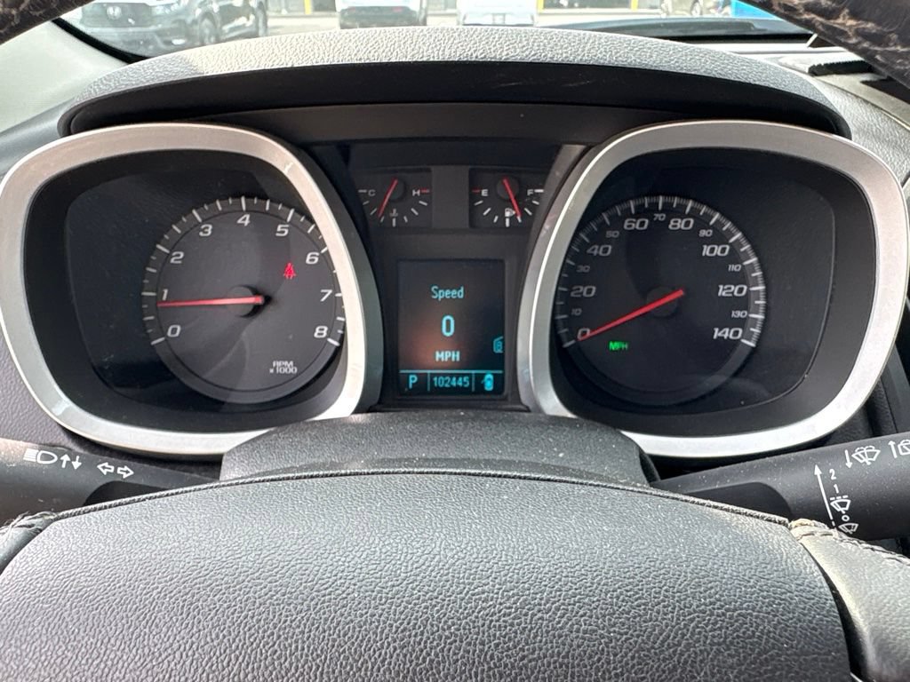 Used 2010 Chevrolet Equinox LT w/ Vehicle Interface Package FWD image 3