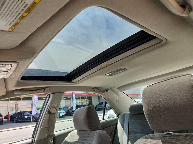 Used 2005 Toyota Camry XLE FWD image 17