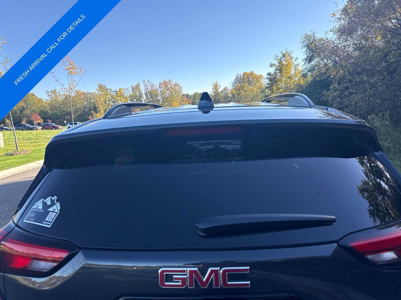 Used 2019 GMC Terrain SLT w/ Preferred Package AWD/4WD image 9