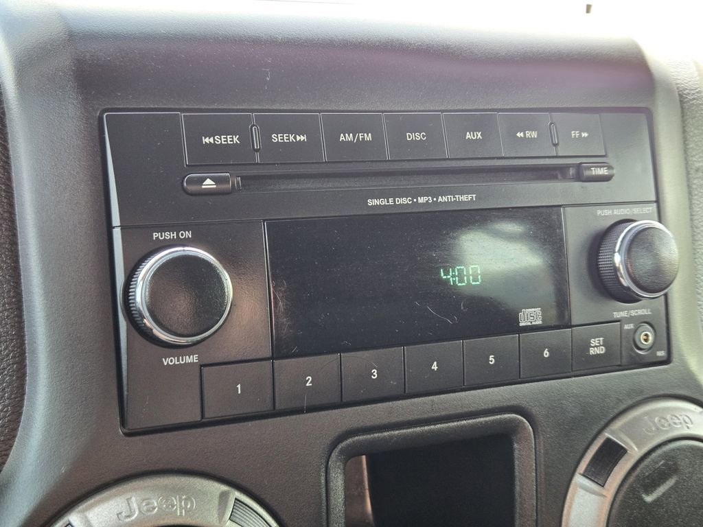Used 2016 Jeep Wrangler Unlimited Sport image 19