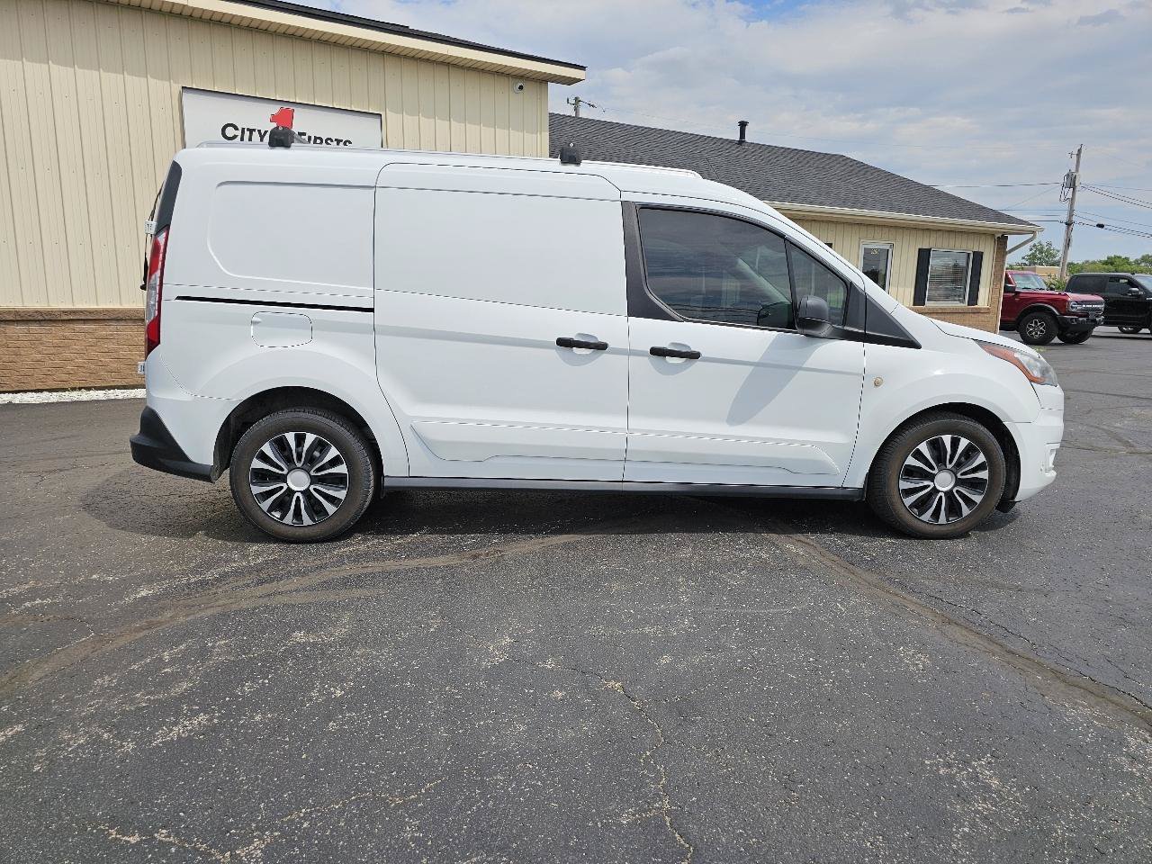 Used 2019 Ford Transit Connect XLT FWD image 25