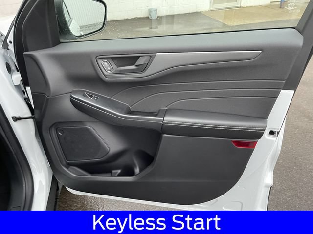 New 2026 Ford Escape Active w/ Tech Pack #1 FWD image 34
