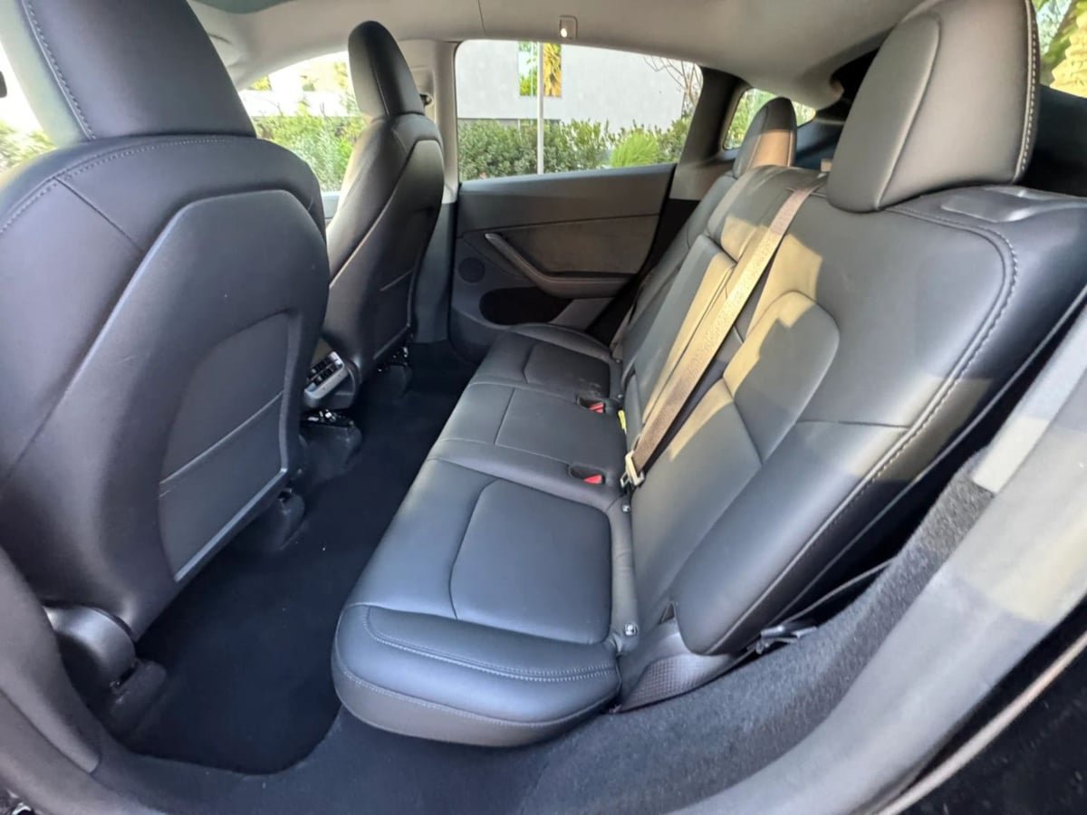 Used 2023 Tesla Model Y Long Range AWD/4WD image 13