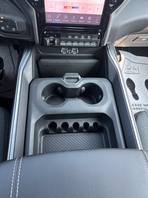 New 2026 RAM 3500 Big Horn AWD/4WD image 37
