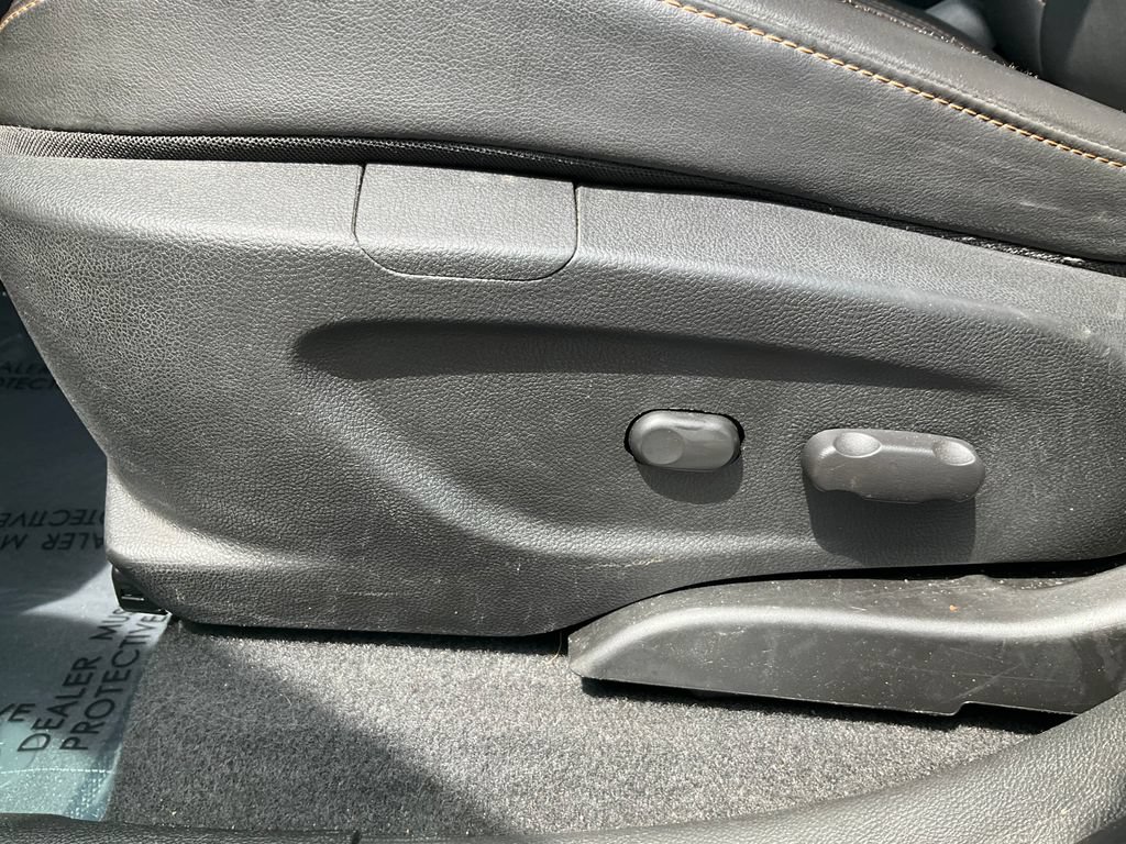Used 2019 Chevrolet Trax Premier FWD image 18