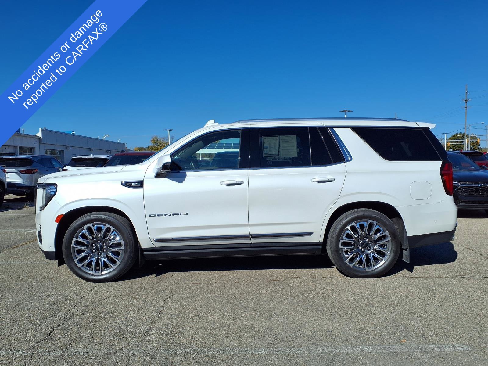 Used 2024 GMC Yukon Denali Ultimate AWD/4WD image 8