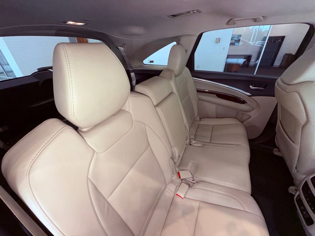Used 2020 Acura MDX FWD image 12
