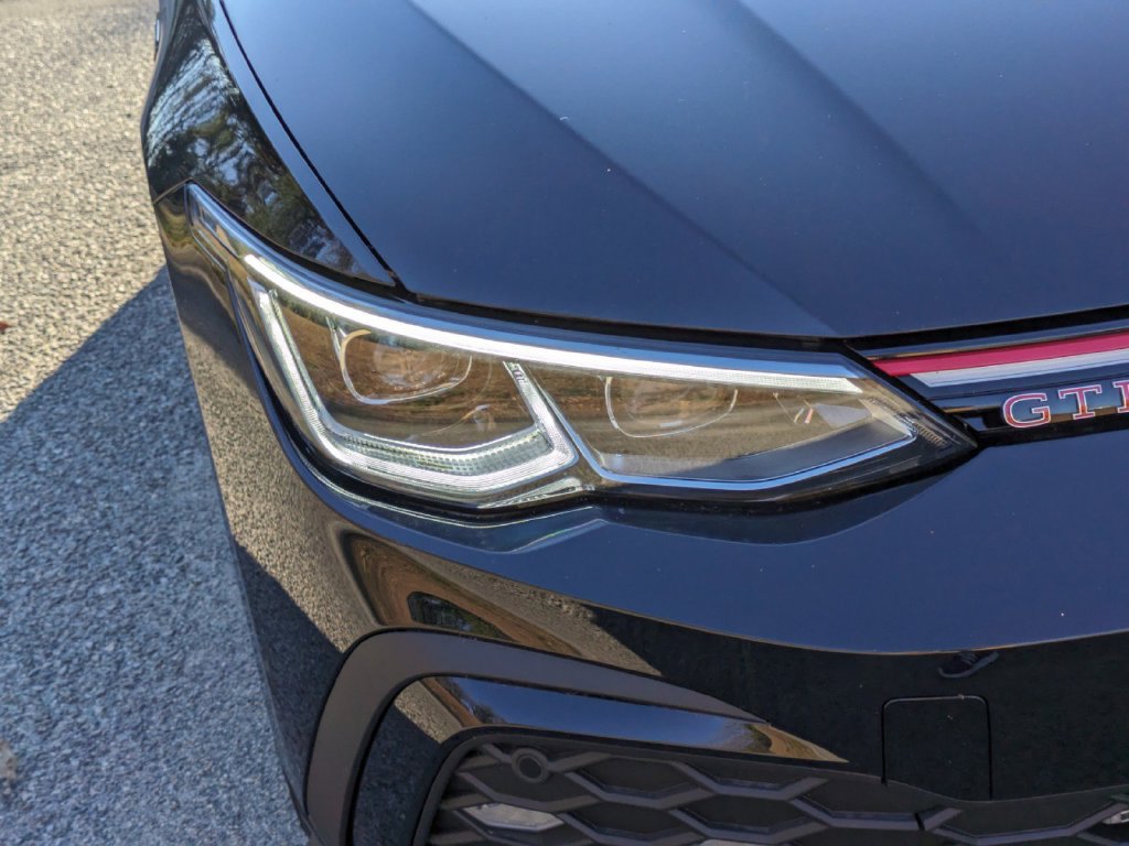New 2024 Volkswagen GTI SE FWD image 10