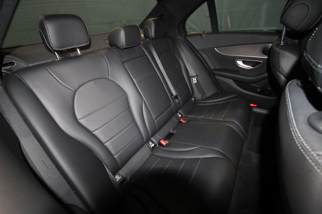 Used 2020 Mercedes-Benz C 300 4MATIC Sedan image 28