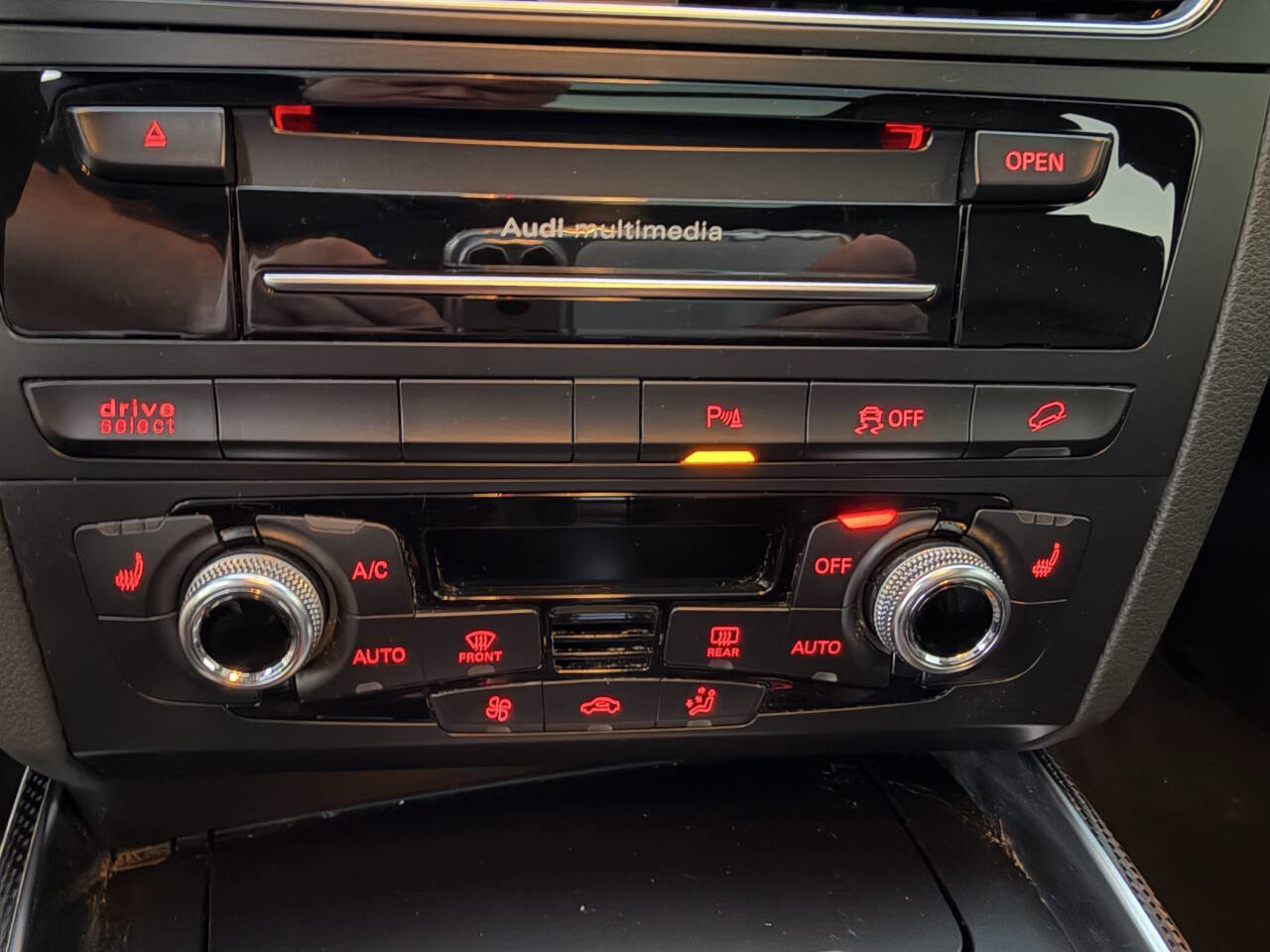 Used 2015 Audi SQ5 Premium Plus AWD/4WD image 44