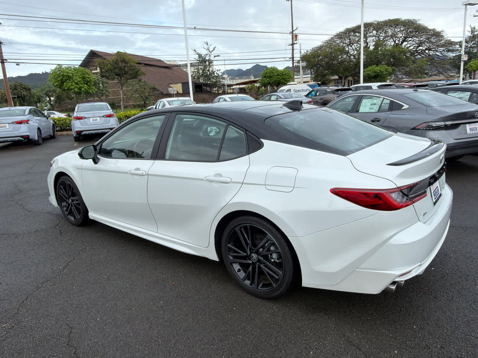 Used 2025 Toyota Camry XSE image 4