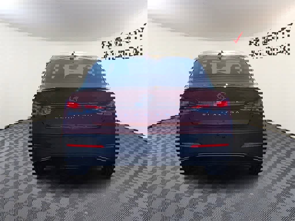 New 2026 Hyundai Elantra Sport image 5