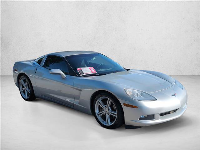 Used 2009 Chevrolet Corvette Coupe RWD image 3
