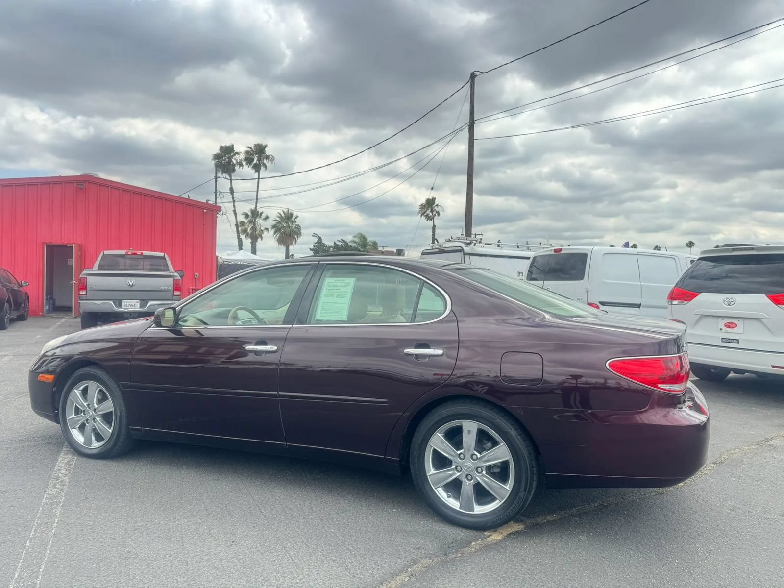 Used 2005 Lexus ES 330 FWD image 4