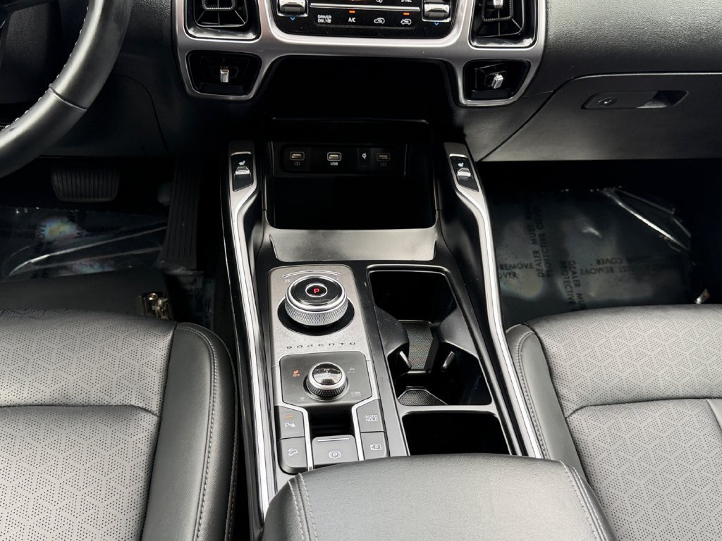 Certified 2023 Kia Sorento EX AWD/4WD image 15