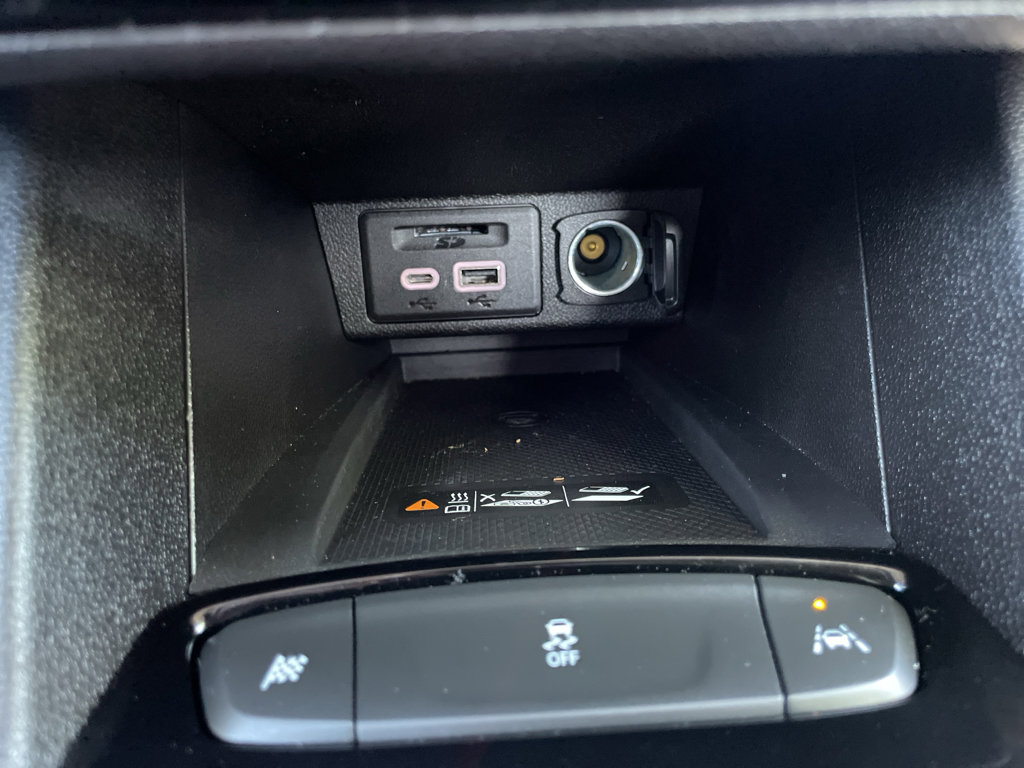 Used 2023 Chevrolet Bolt EUV LT w/ Convenience Package FWD image 30