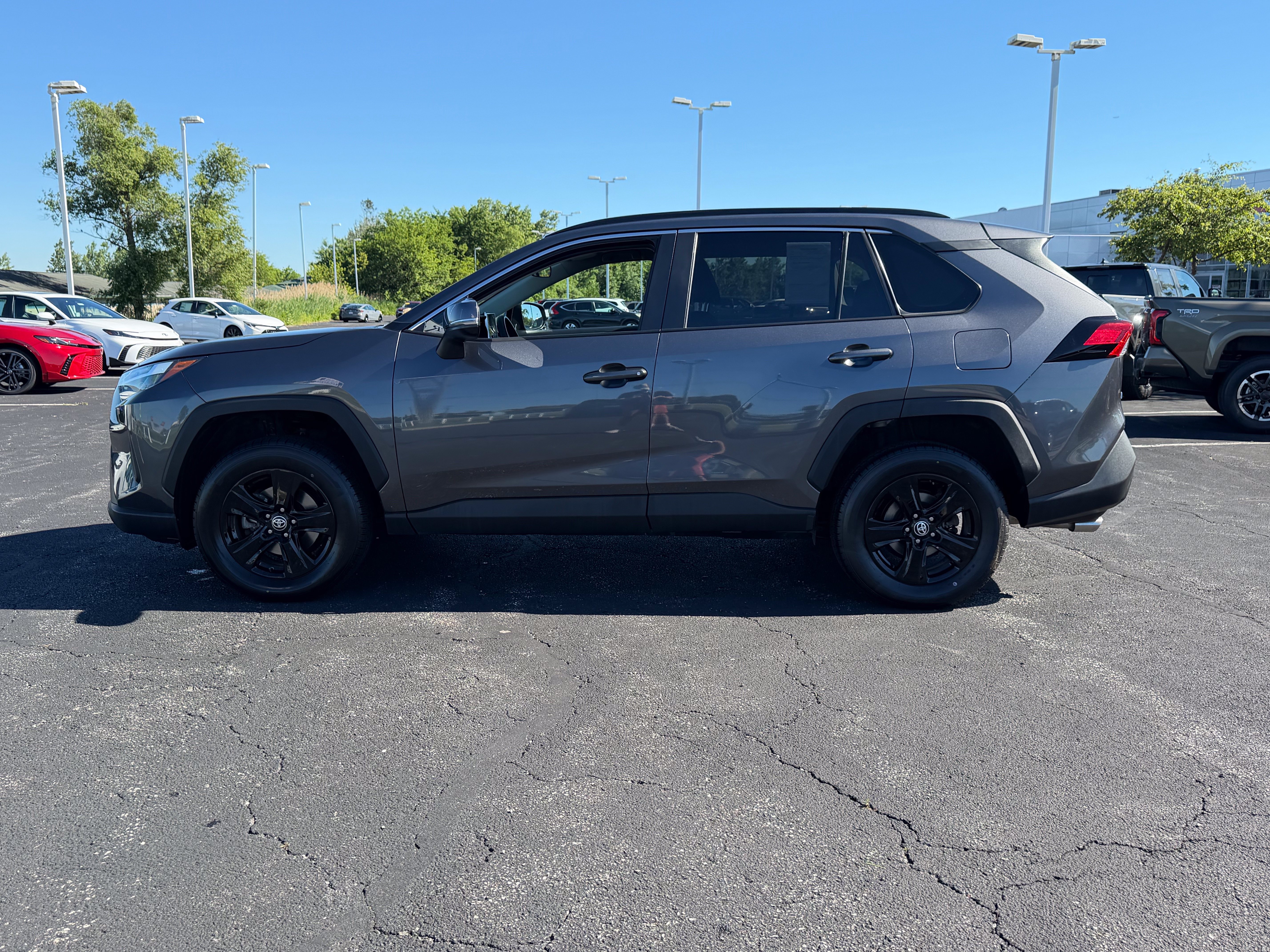 Certified 2025 Toyota RAV4 XLE AWD/4WD image 4