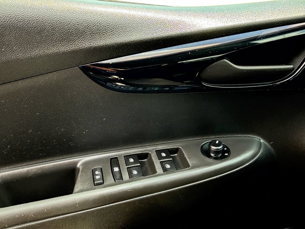 Used 2020 Chevrolet Spark LT FWD image 11