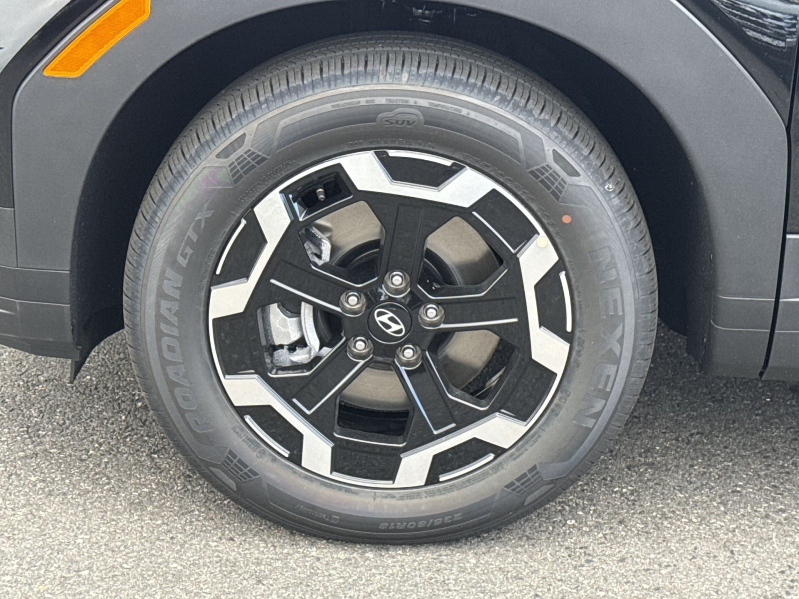 New 2027 Hyundai Santa Fe SEL FWD image 12