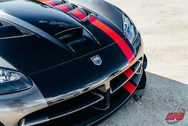 Used 2009 Dodge Viper ACR RWD image 25