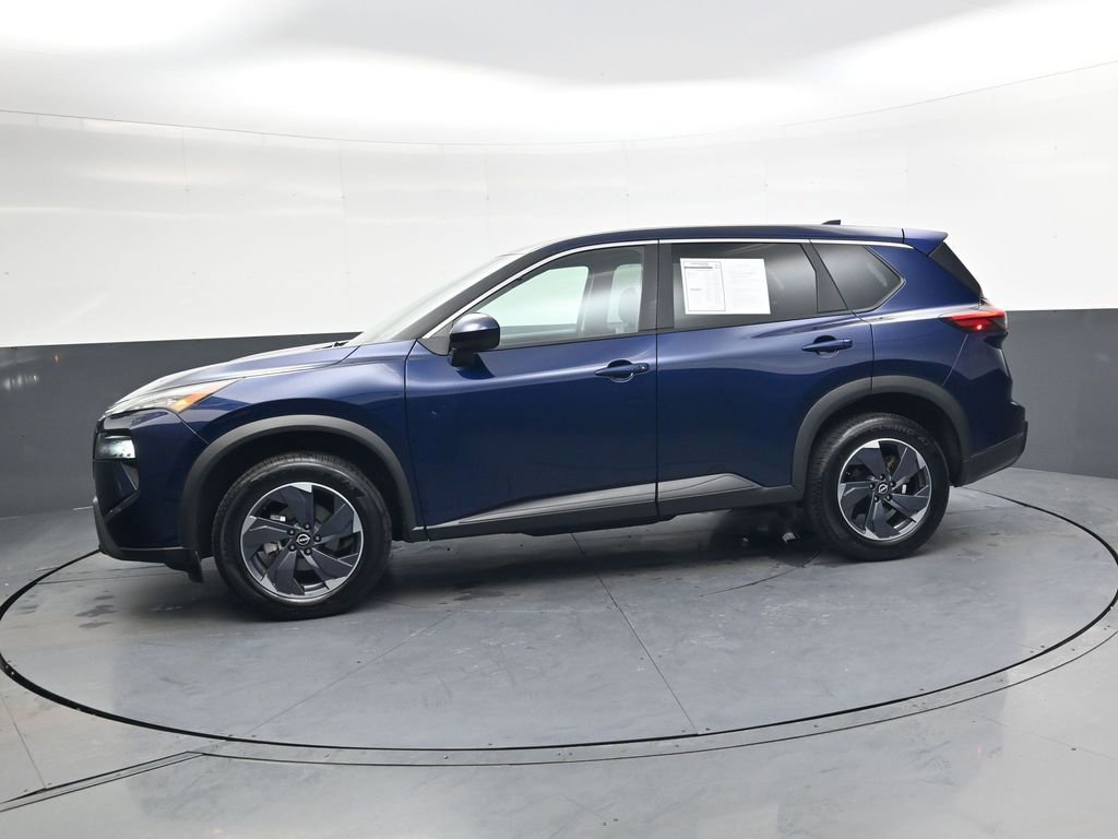 Used 2025 Nissan Rogue SV image 8