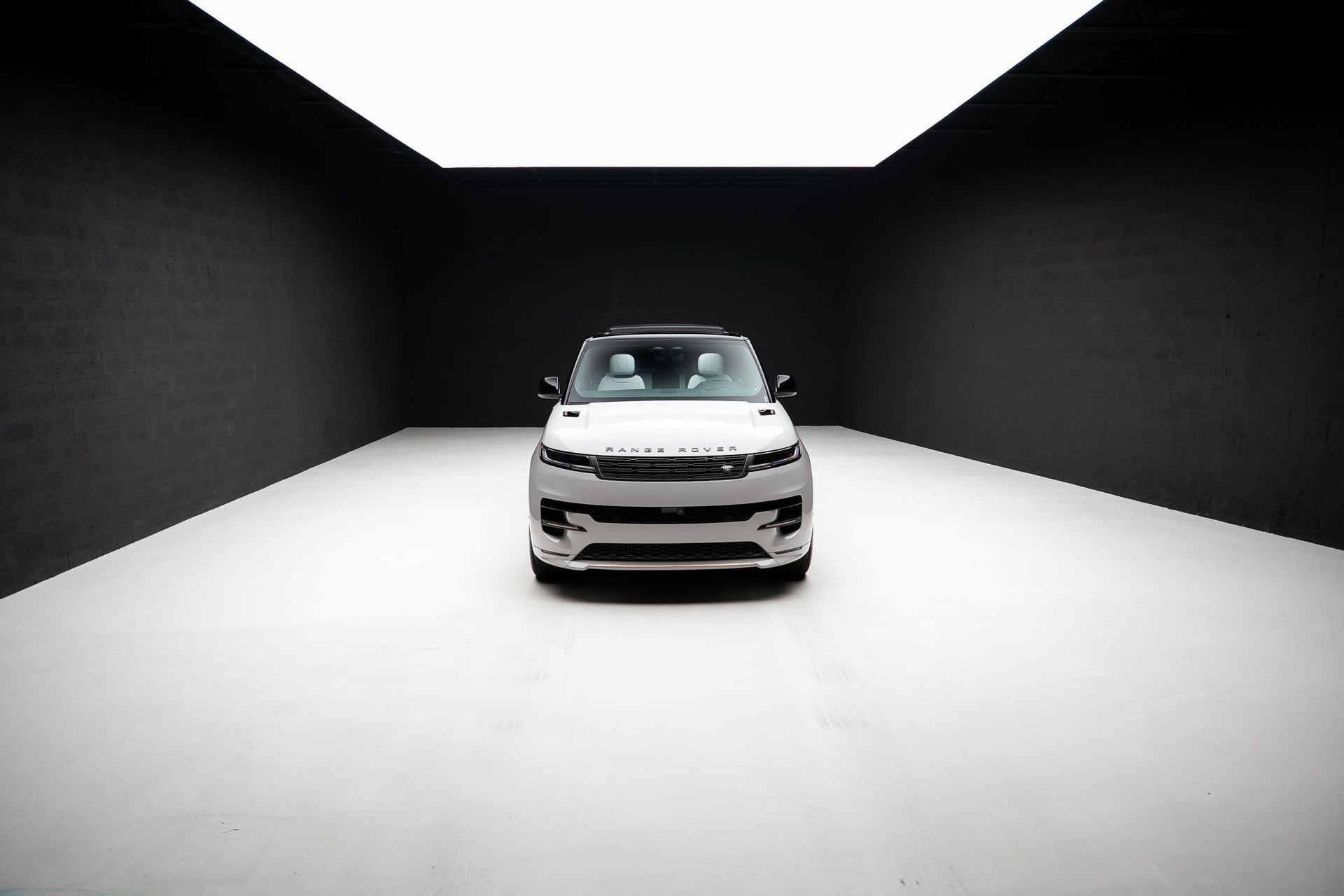 Used 2025 Land Rover Range Rover Sport Autobiography AWD/4WD image 85