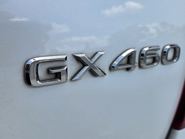 Used 2017 Lexus GX 460 Luxury AWD/4WD image 33