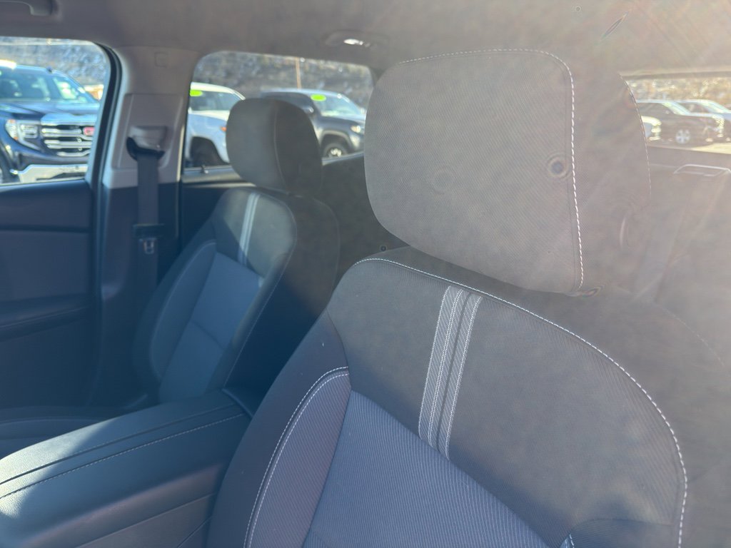 Used 2025 Chevrolet Blazer LT image 11