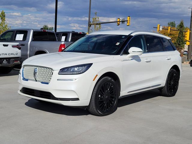 Used 2022 Lincoln Corsair Reserve image 1