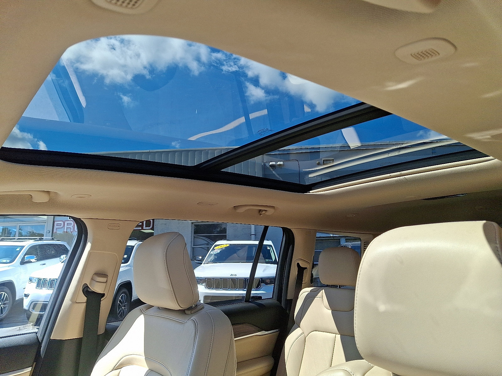 Certified 2021 Jeep Grand Cherokee L Limited image 17