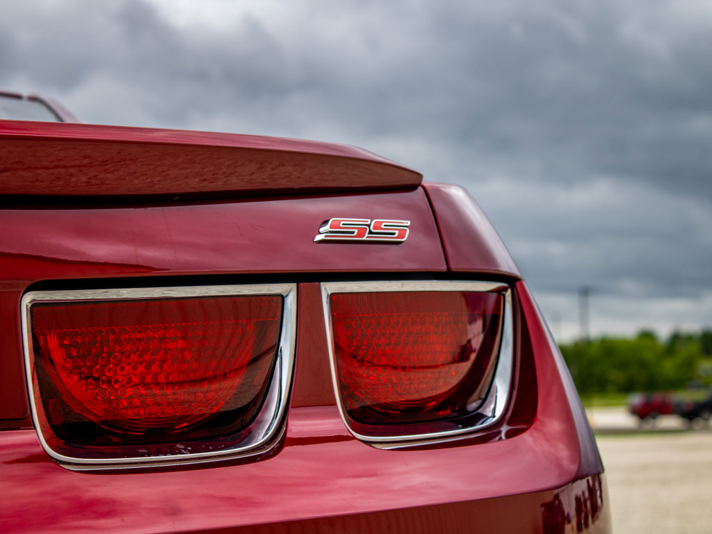 Used 2010 Chevrolet Camaro SS w/ RS Package RWD image 15