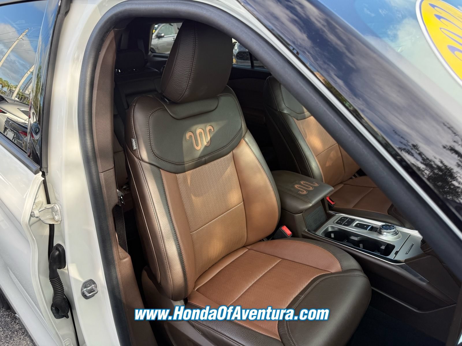 Used 2022 Ford Explorer King Ranch RWD image 9