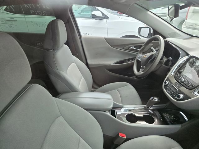 Used 2019 Chevrolet Malibu LT image 3