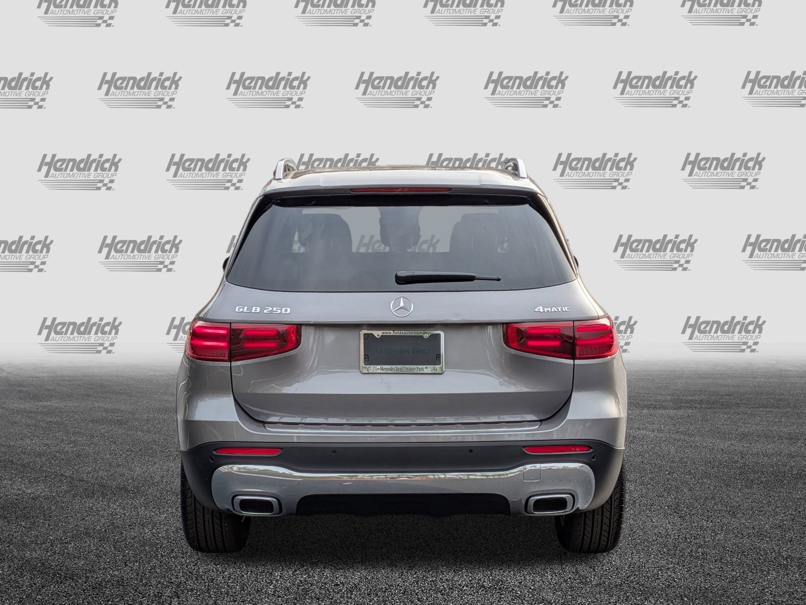 New 2026 Mercedes-Benz GLB 250 4MATIC image 9