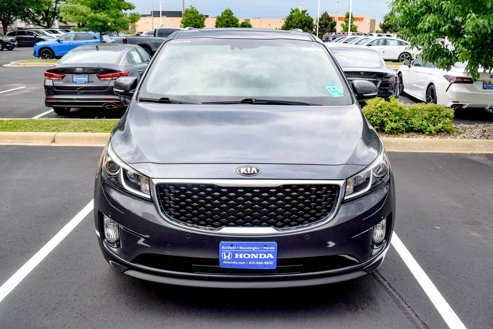 Used 2017 Kia Sedona EX FWD image 14
