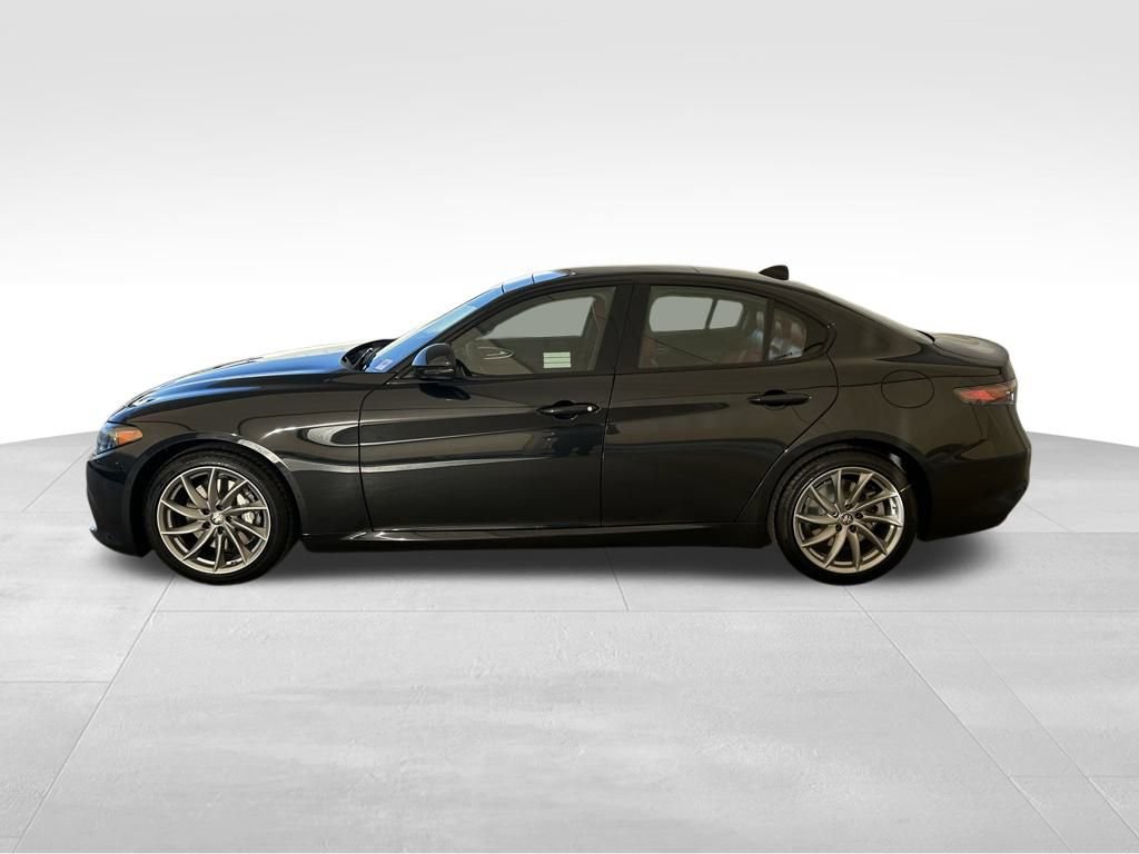 New 2025 Alfa Romeo Giulia image 17