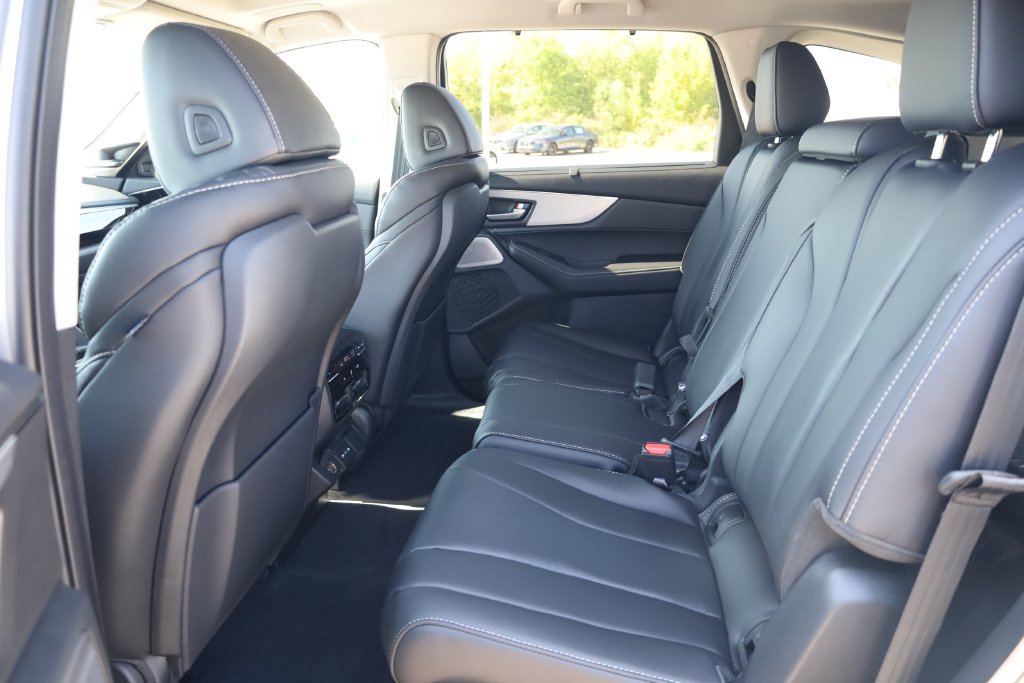 New 2026 Acura MDX w/ Technology Package AWD/4WD image 28