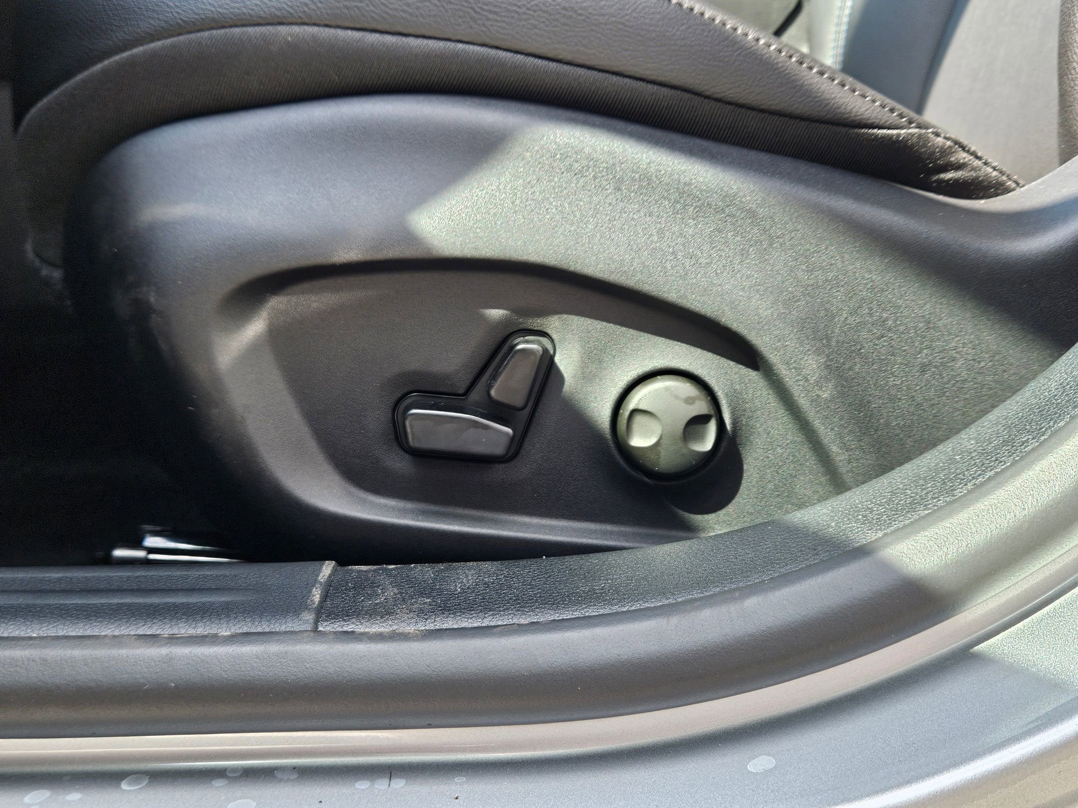 New 2026 Jeep Compass Limited image 19