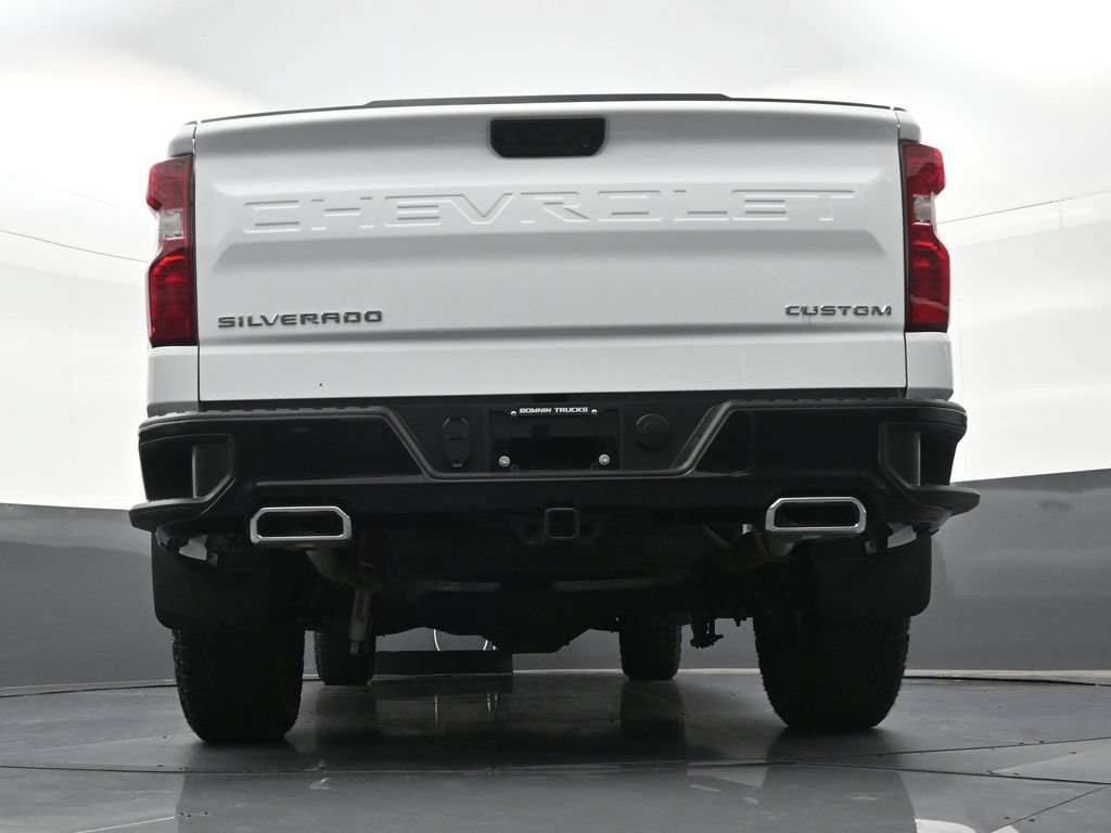 Used 2025 Chevrolet Silverado 1500 Custom Trail Boss AWD/4WD image 26