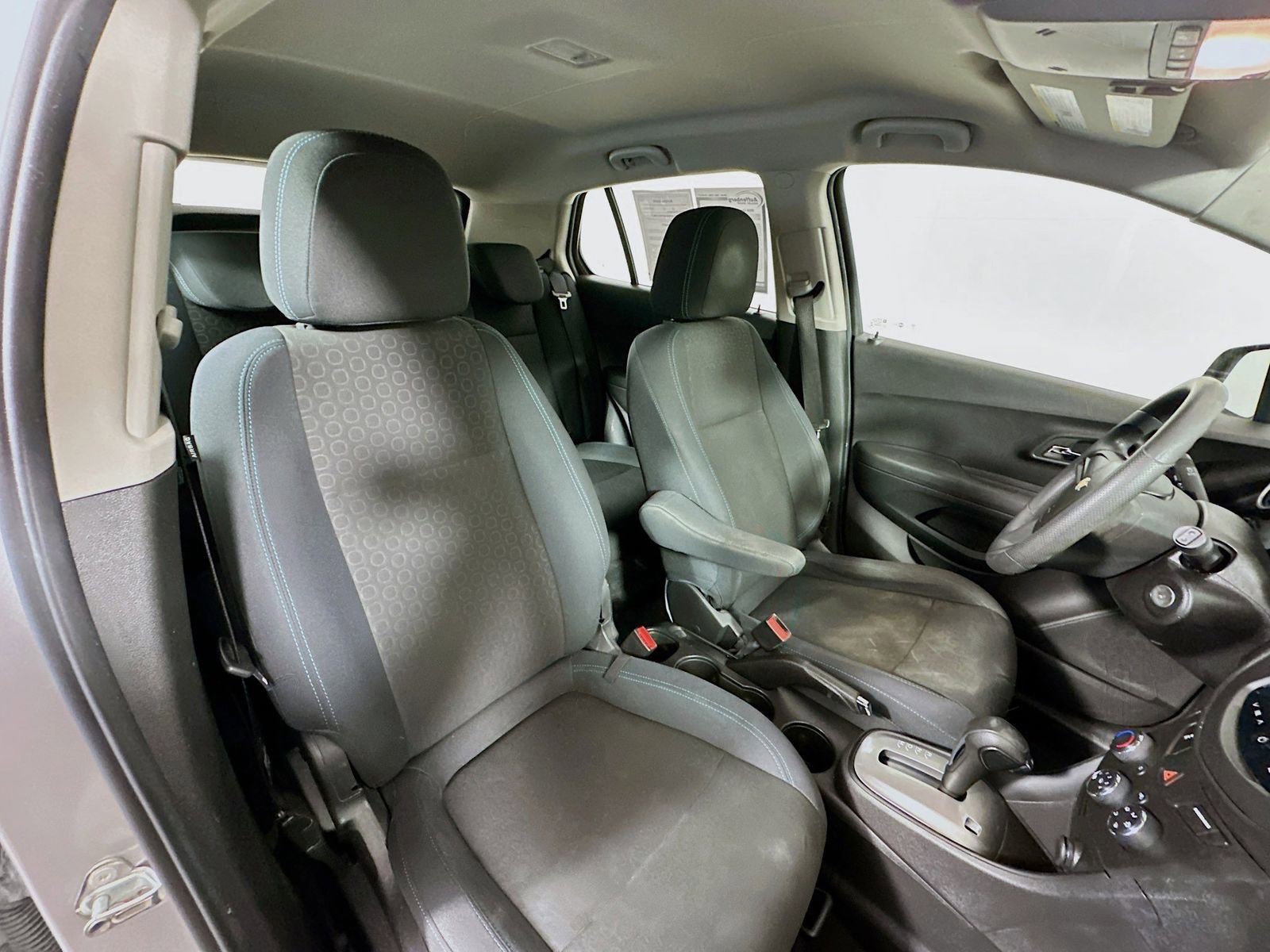 Used 2016 Chevrolet Trax LS FWD image 26