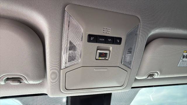 Certified 2025 Toyota RAV4 LE AWD/4WD image 25