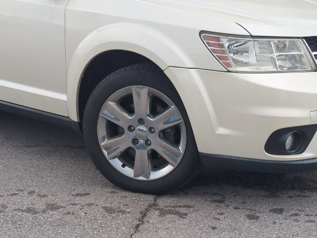 Used 2013 Dodge Journey Crew w/ Flexible Seating Group AWD/4WD image 2