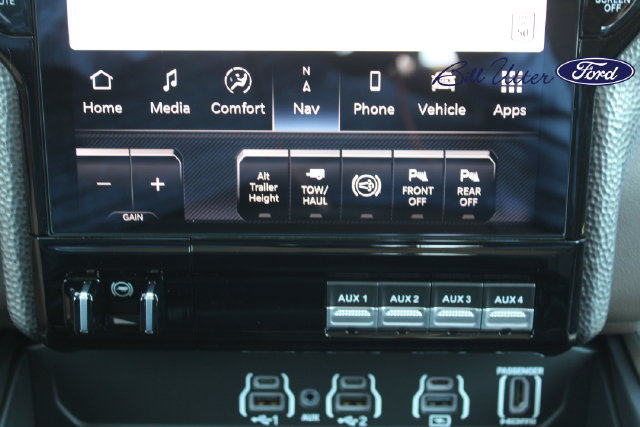 Used 2026 RAM 2500 Limited AWD/4WD image 19