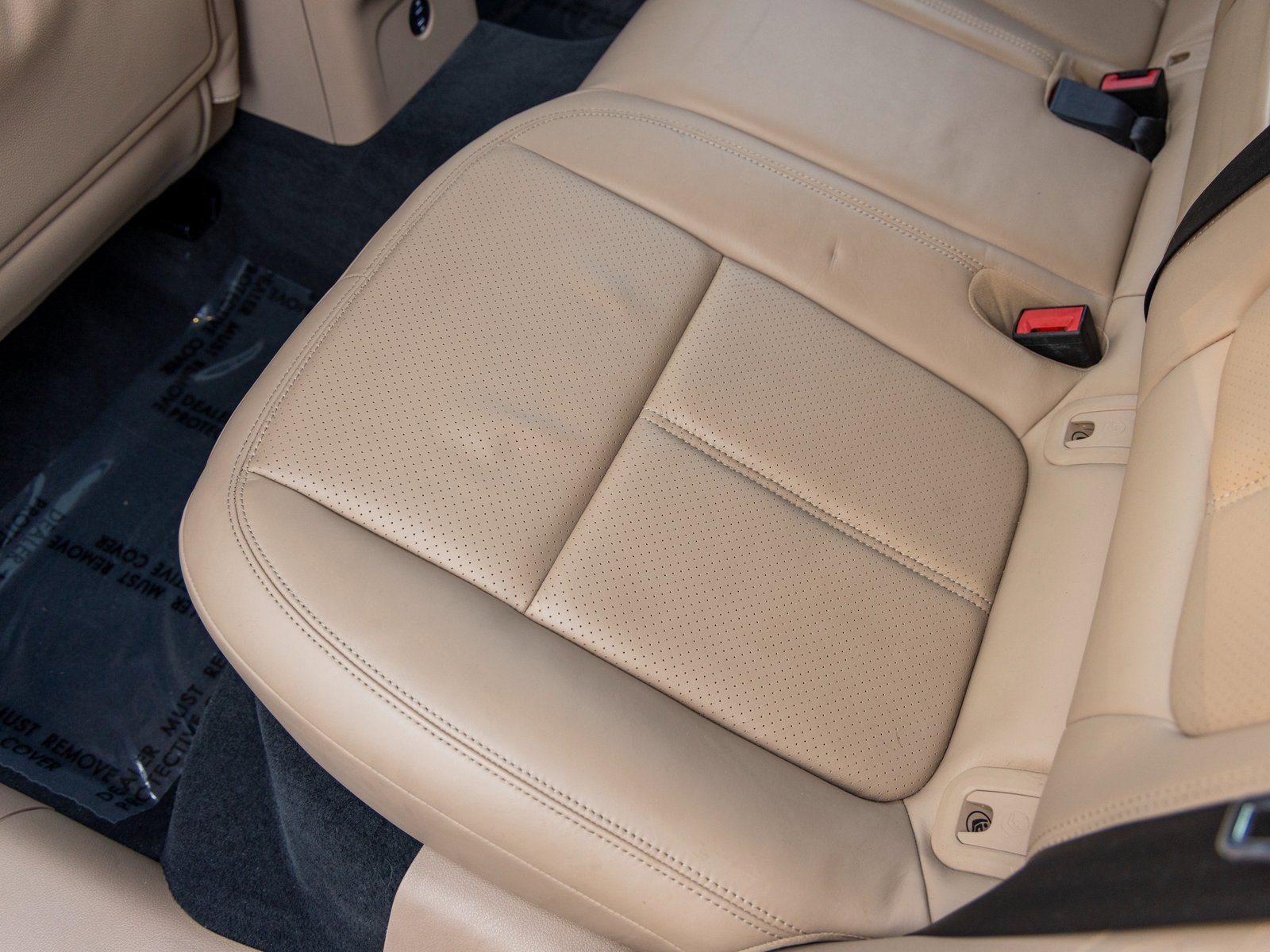 Certified 2023 Porsche Macan S image 39