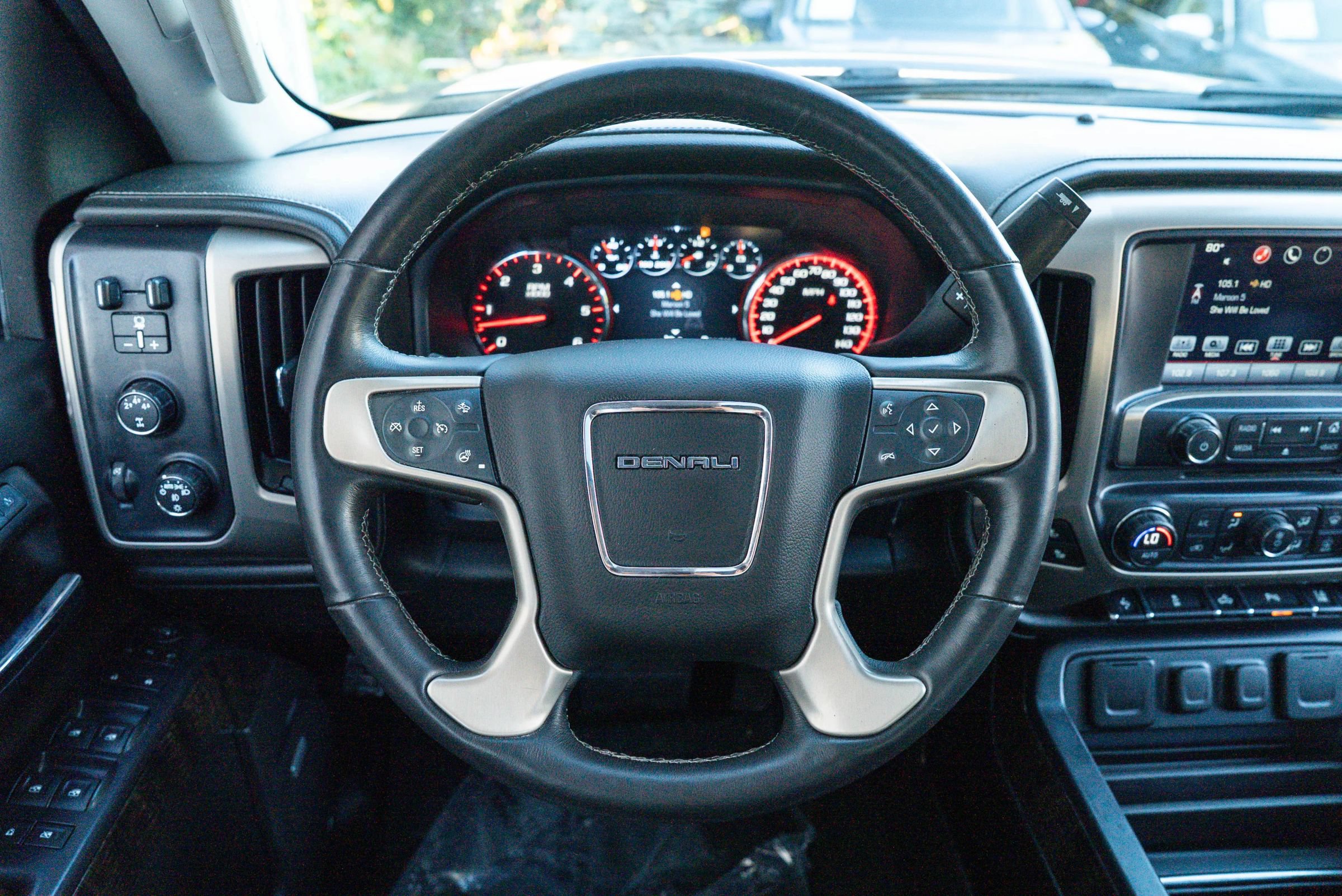Used 2016 GMC Sierra 2500 Denali w/ Driver Alert Package AWD/4WD image 10