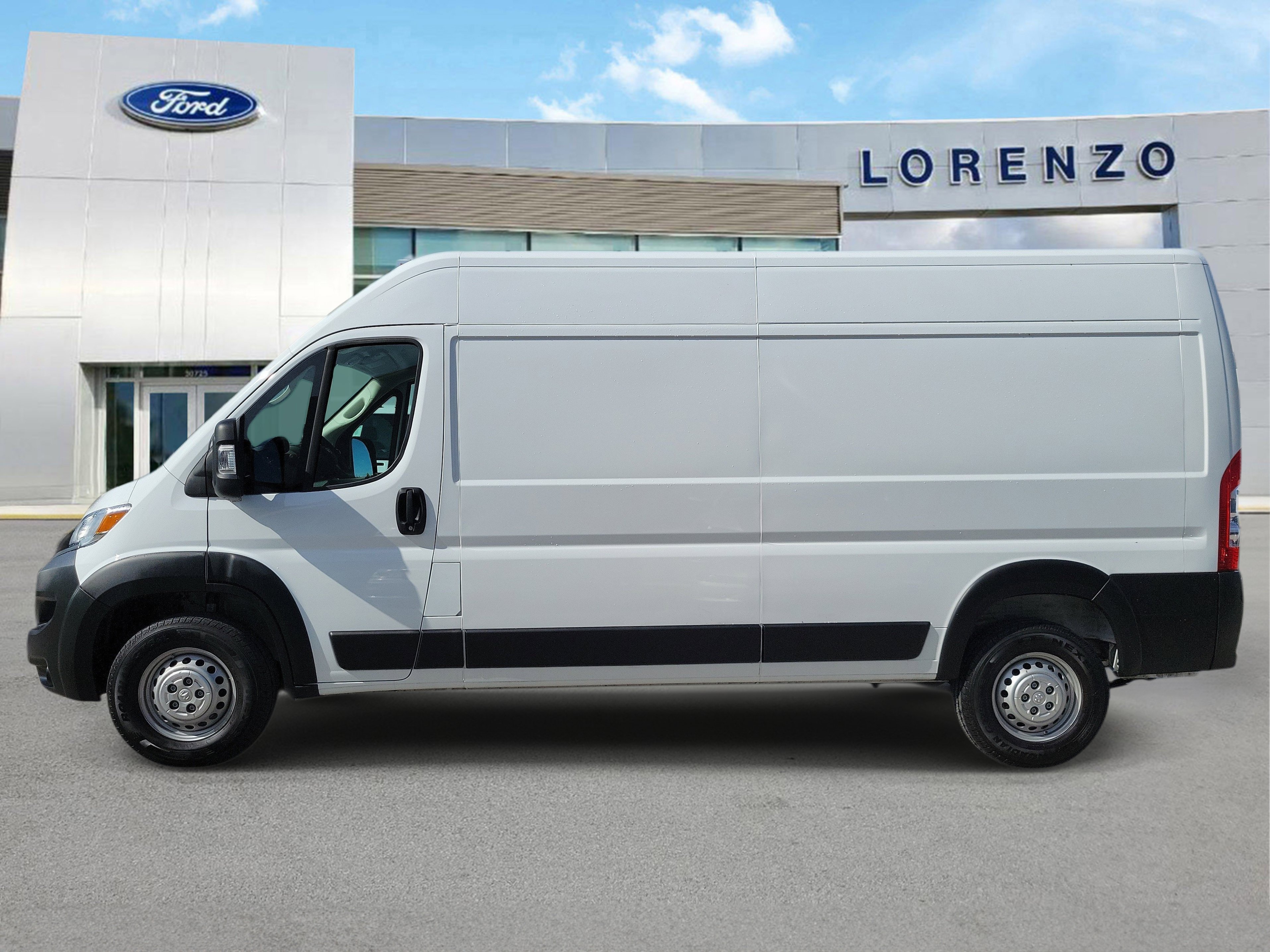 Used 2025 RAM ProMaster 2500 w/ Convenience Group FWD image 8