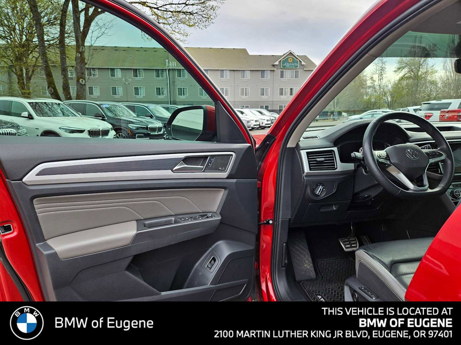 Used 2022 Volkswagen Atlas SEL Premium image 23